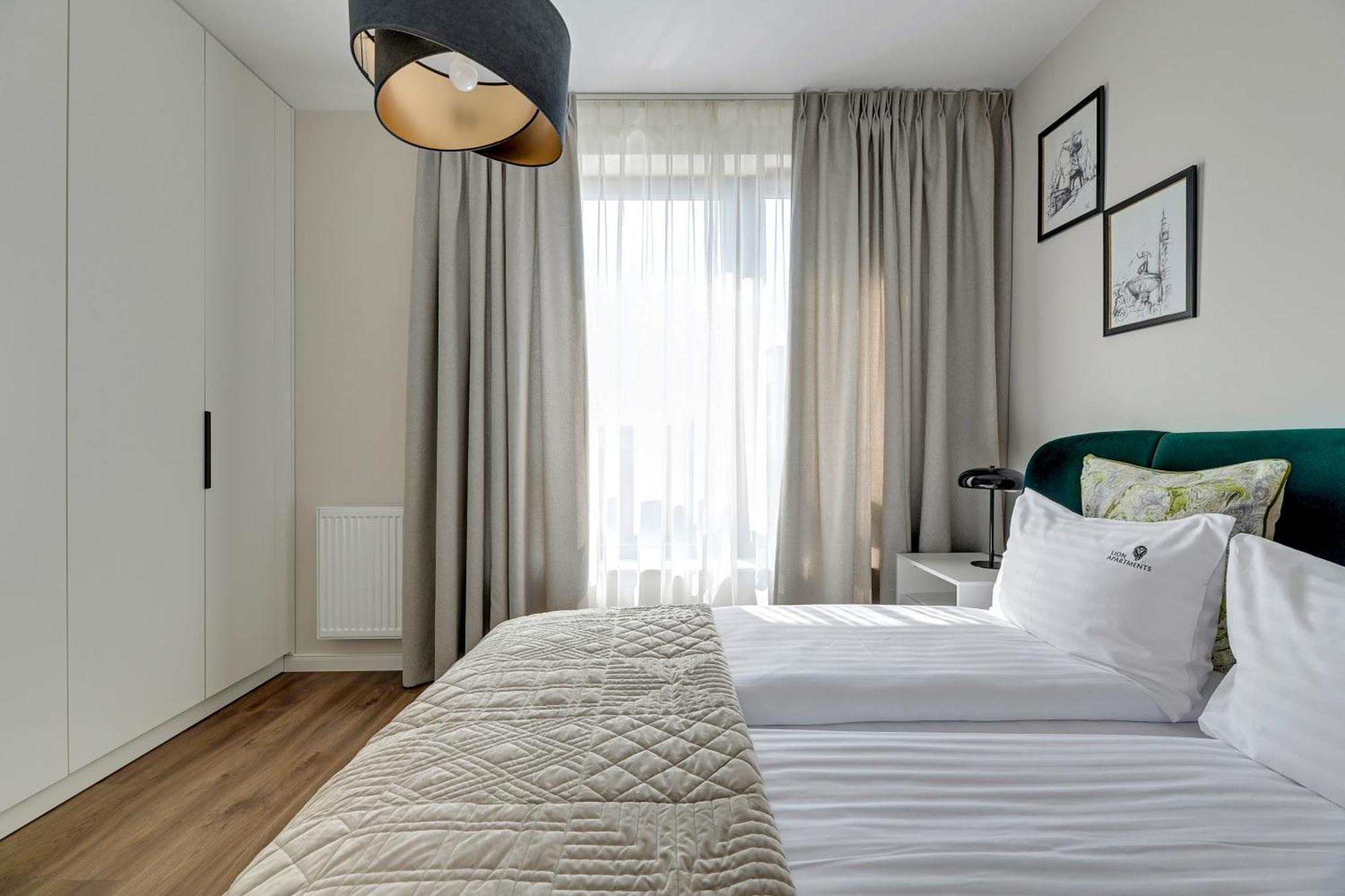 Scala 60H City Center Premium Apartments With Parking By Lion Apartments グダニスク エクステリア 写真