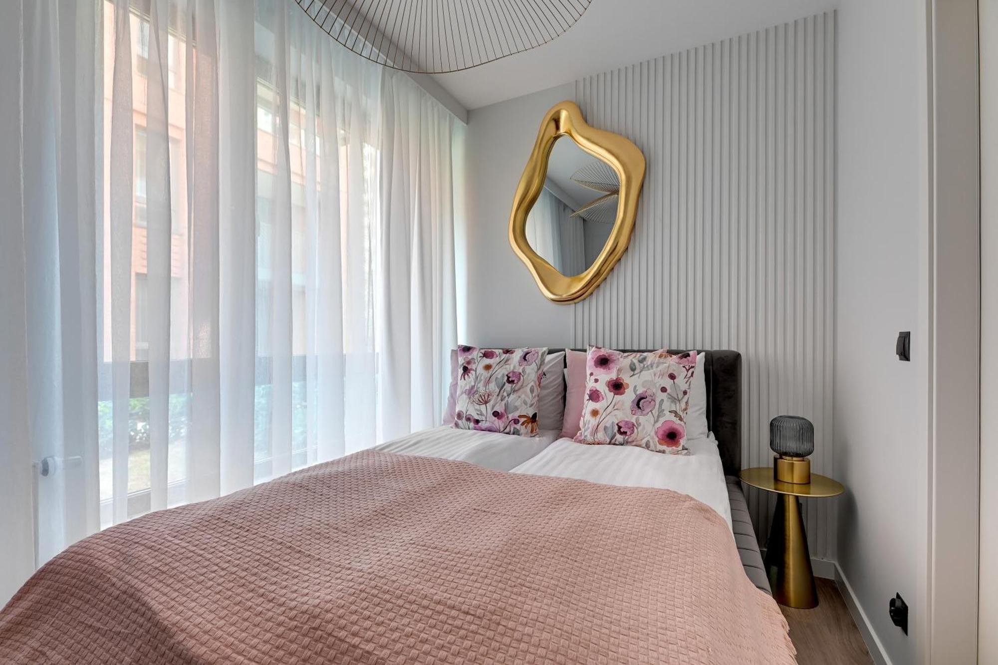 Scala 60H City Center Premium Apartments With Parking By Lion Apartments グダニスク エクステリア 写真