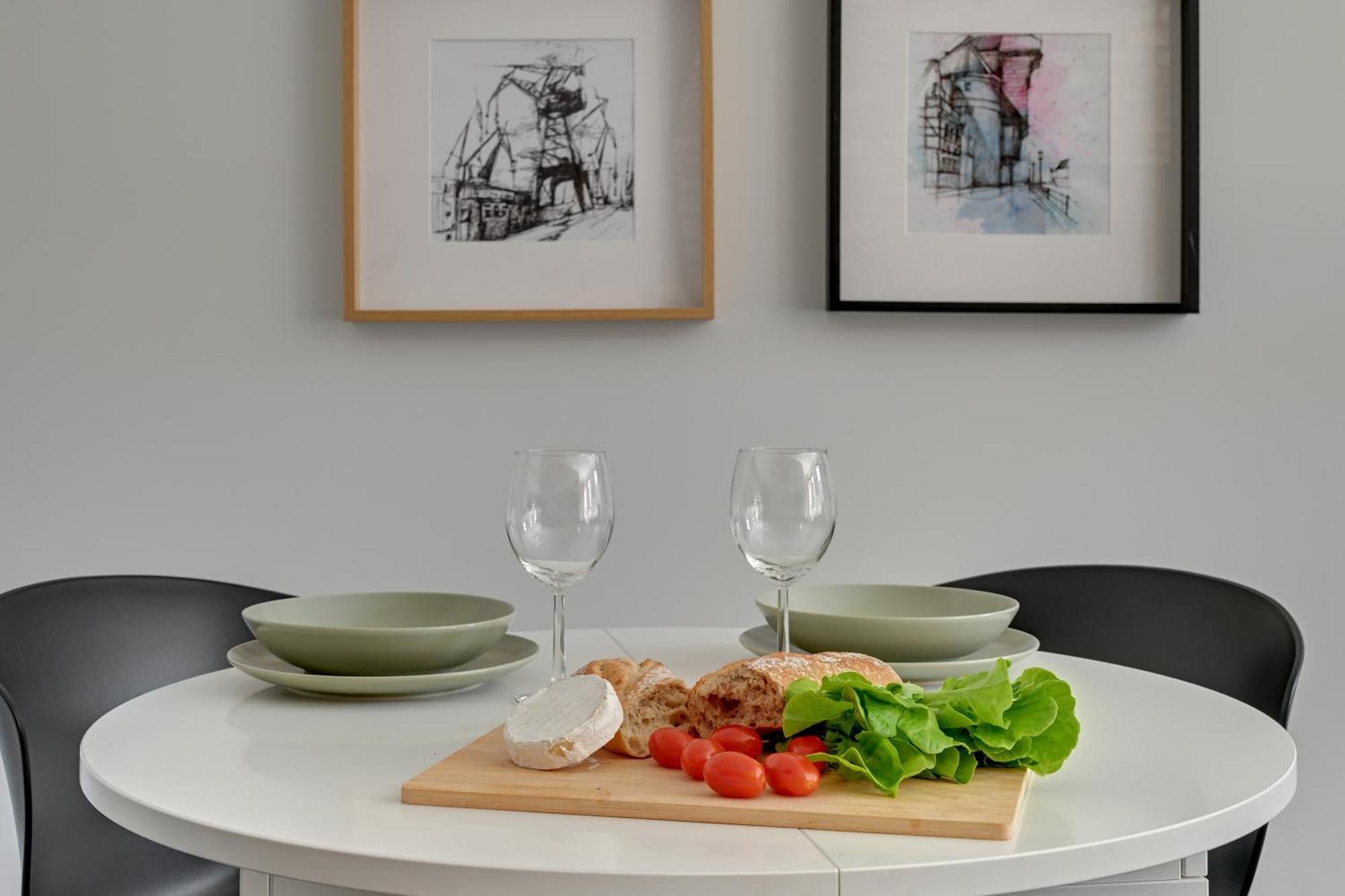 Scala 60H City Center Premium Apartments With Parking By Lion Apartments グダニスク エクステリア 写真