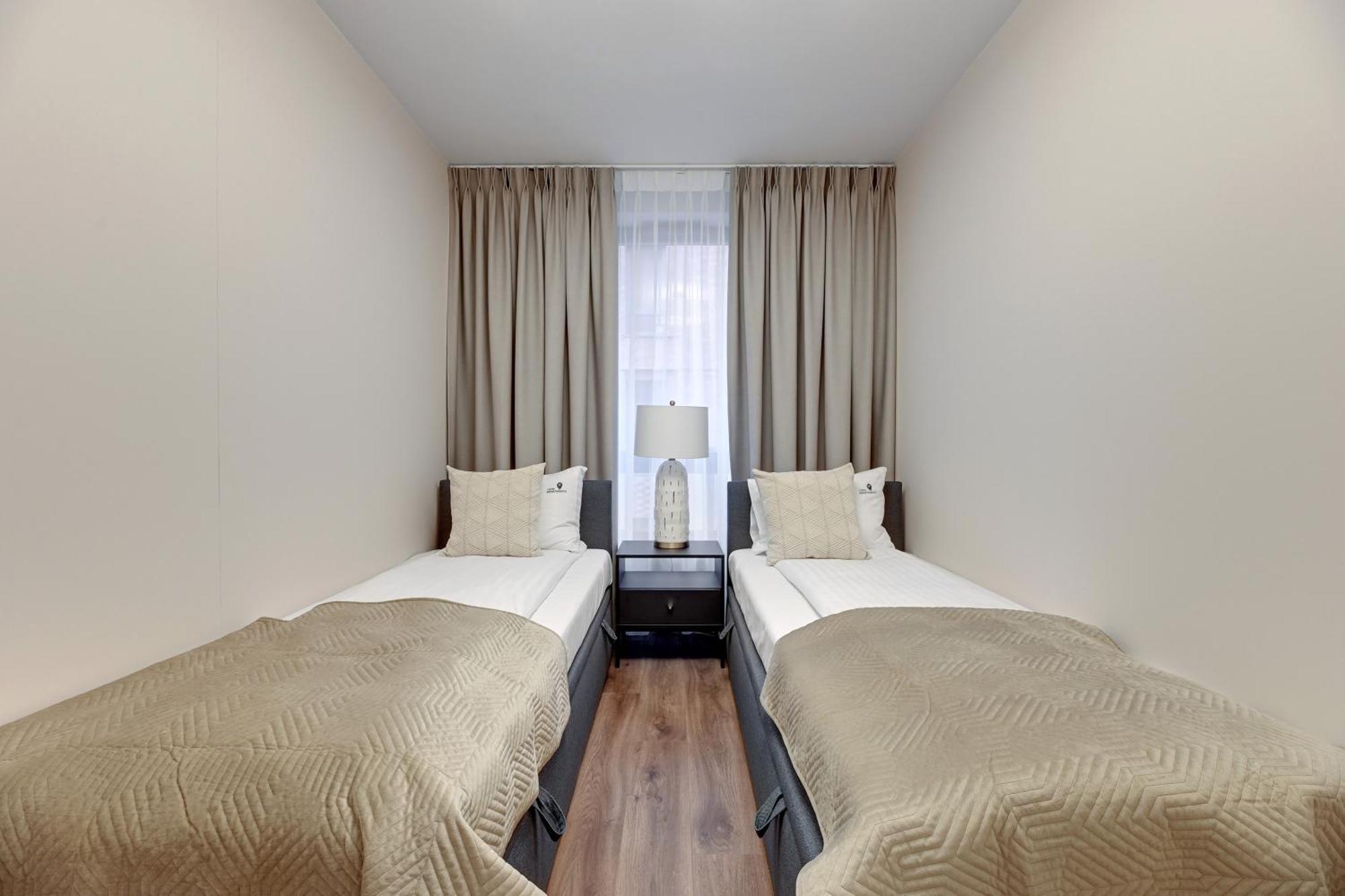 Scala 60H City Center Premium Apartments With Parking By Lion Apartments グダニスク エクステリア 写真