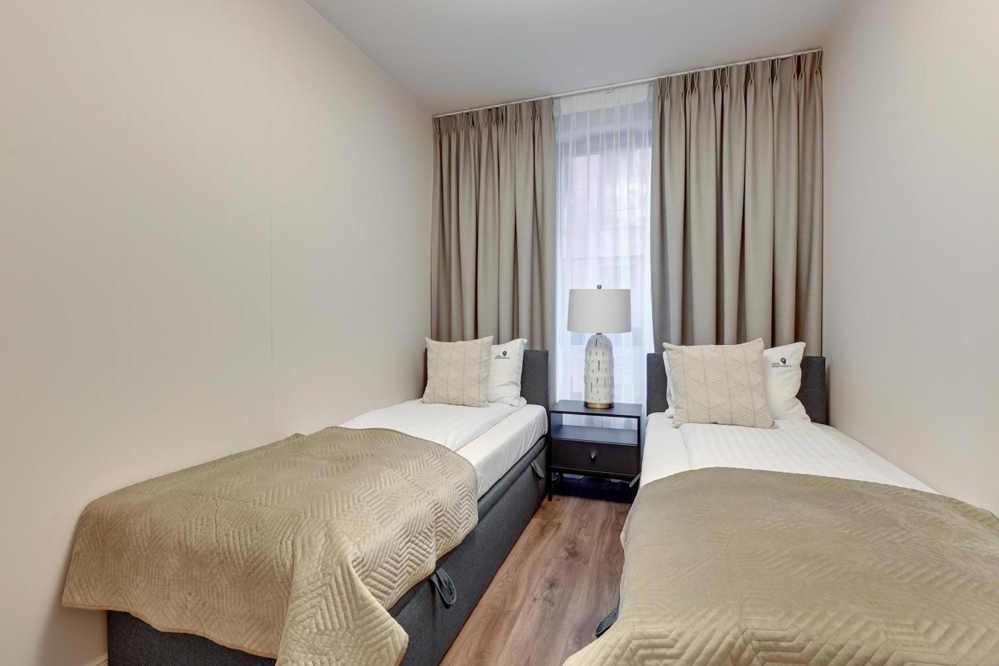 Scala 60H City Center Premium Apartments With Parking By Lion Apartments グダニスク エクステリア 写真