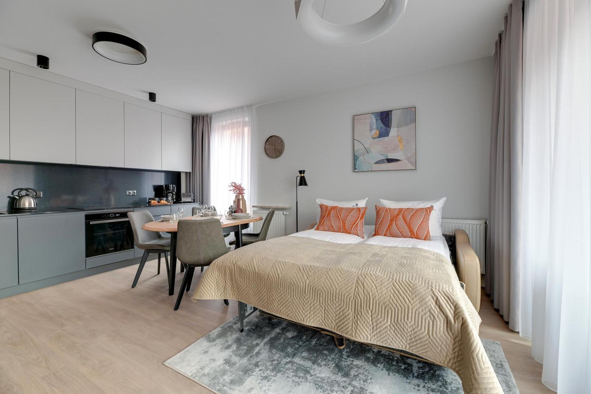 Scala 60H City Center Premium Apartments With Parking By Lion Apartments グダニスク エクステリア 写真