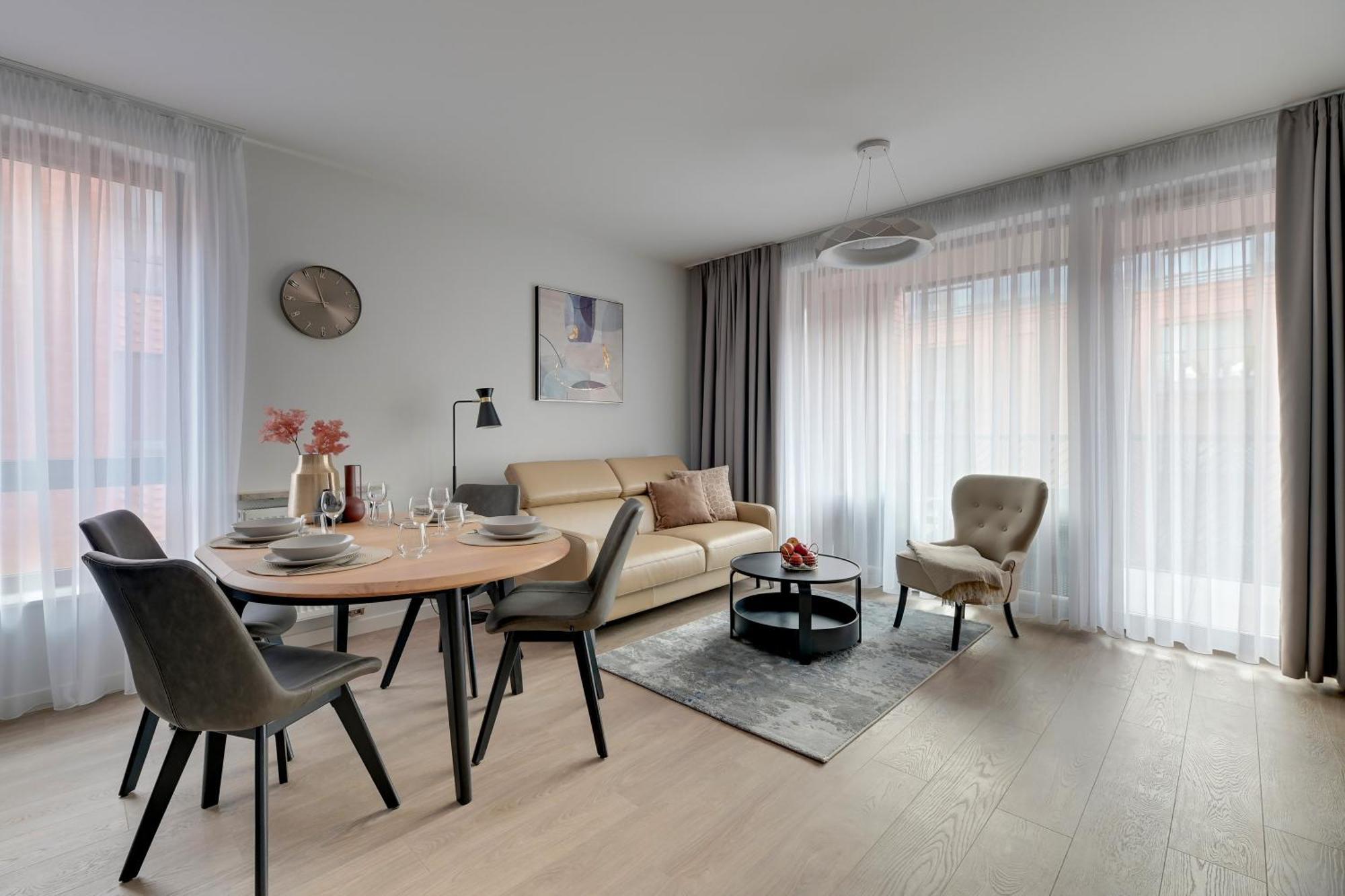 Scala 60H City Center Premium Apartments With Parking By Lion Apartments グダニスク エクステリア 写真