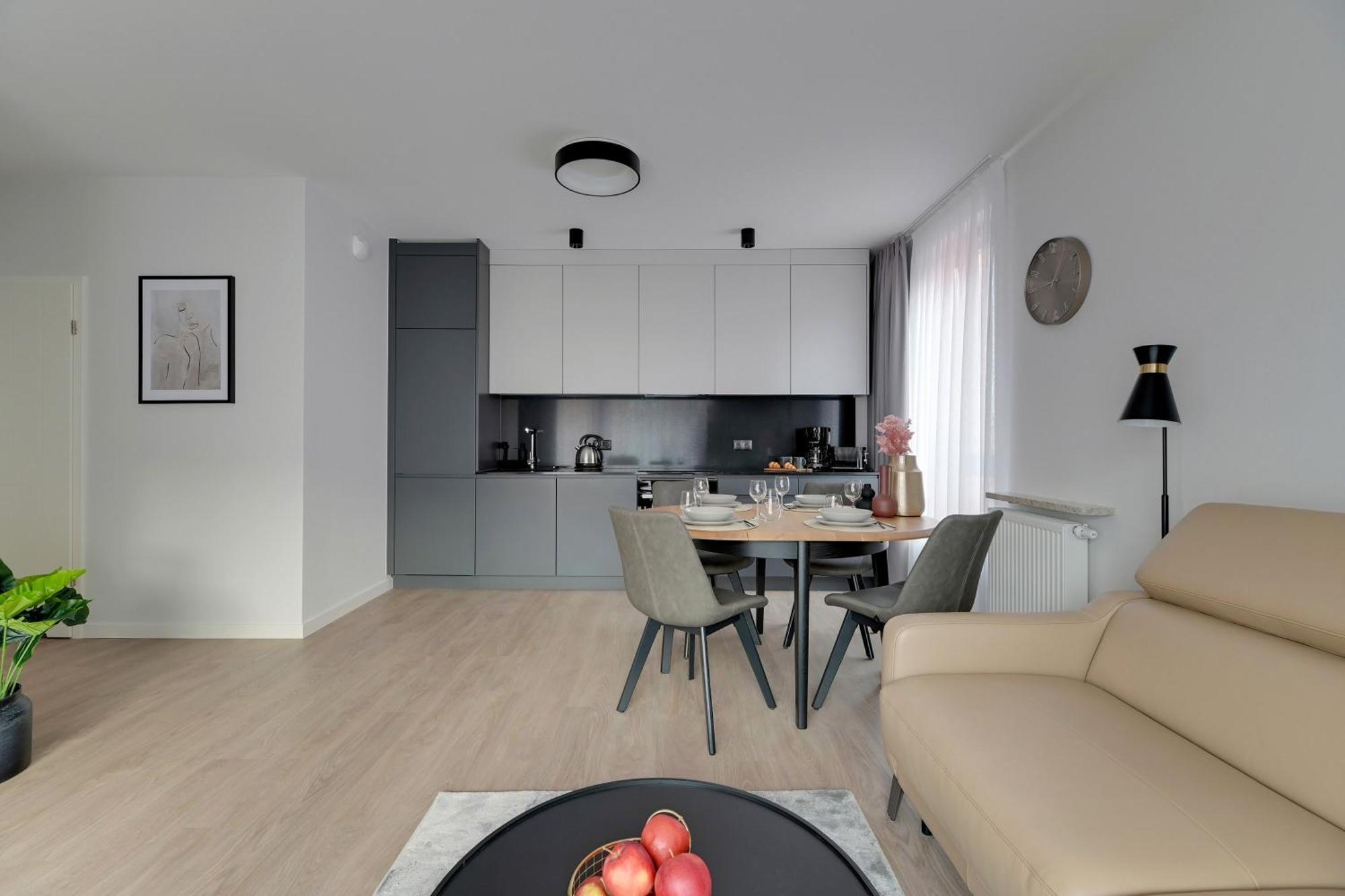 Scala 60H City Center Premium Apartments With Parking By Lion Apartments グダニスク エクステリア 写真