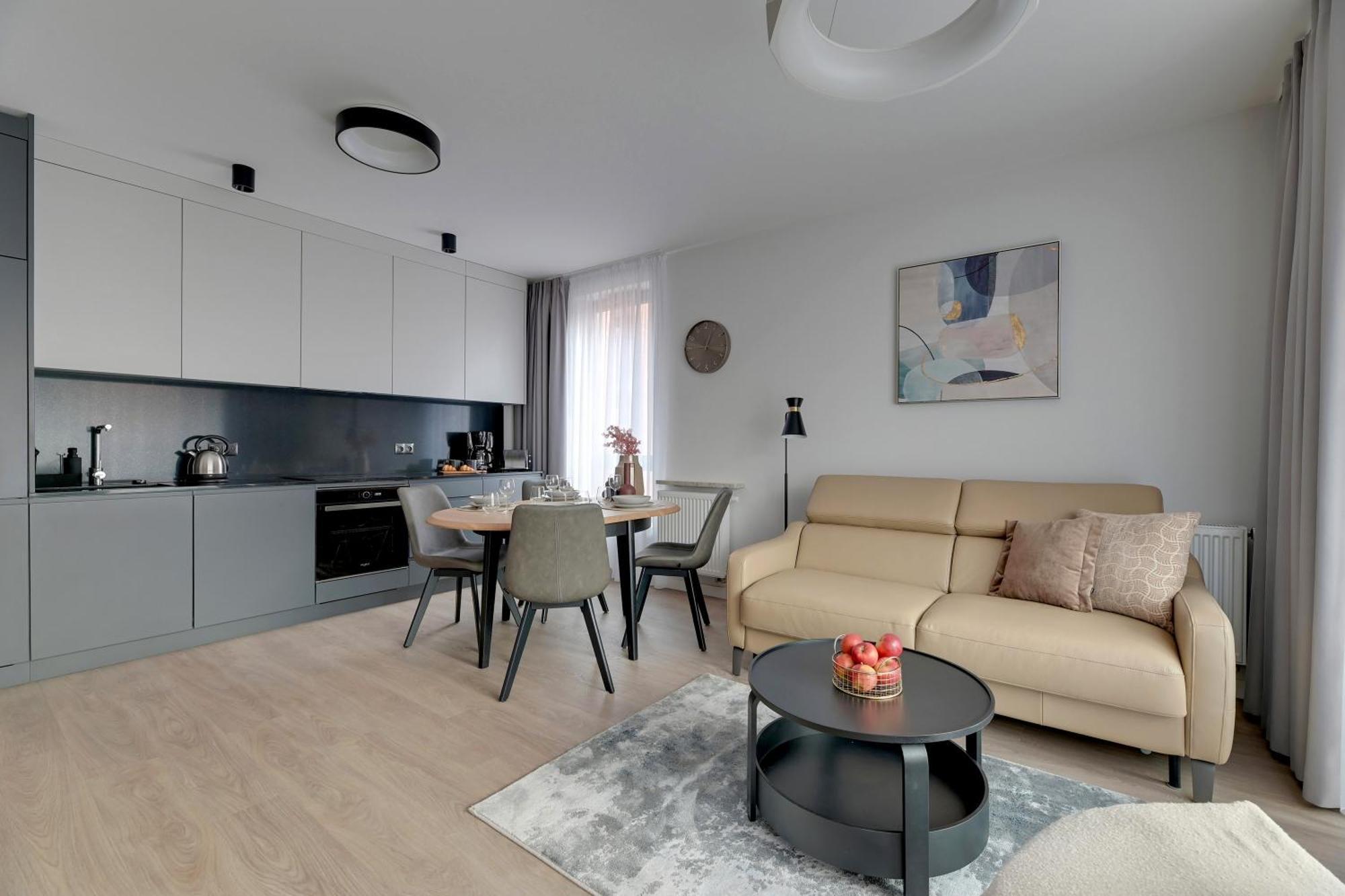 Scala 60H City Center Premium Apartments With Parking By Lion Apartments グダニスク エクステリア 写真