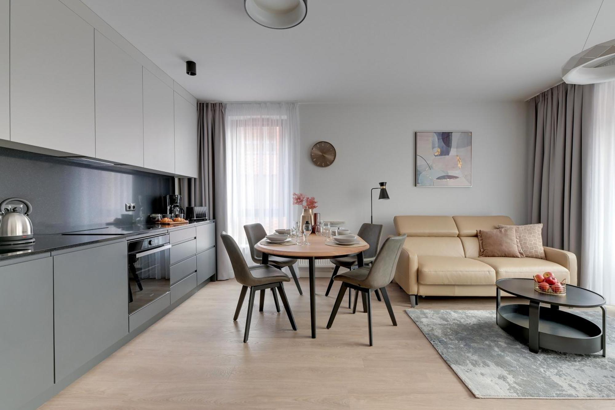 Scala 60H City Center Premium Apartments With Parking By Lion Apartments グダニスク エクステリア 写真