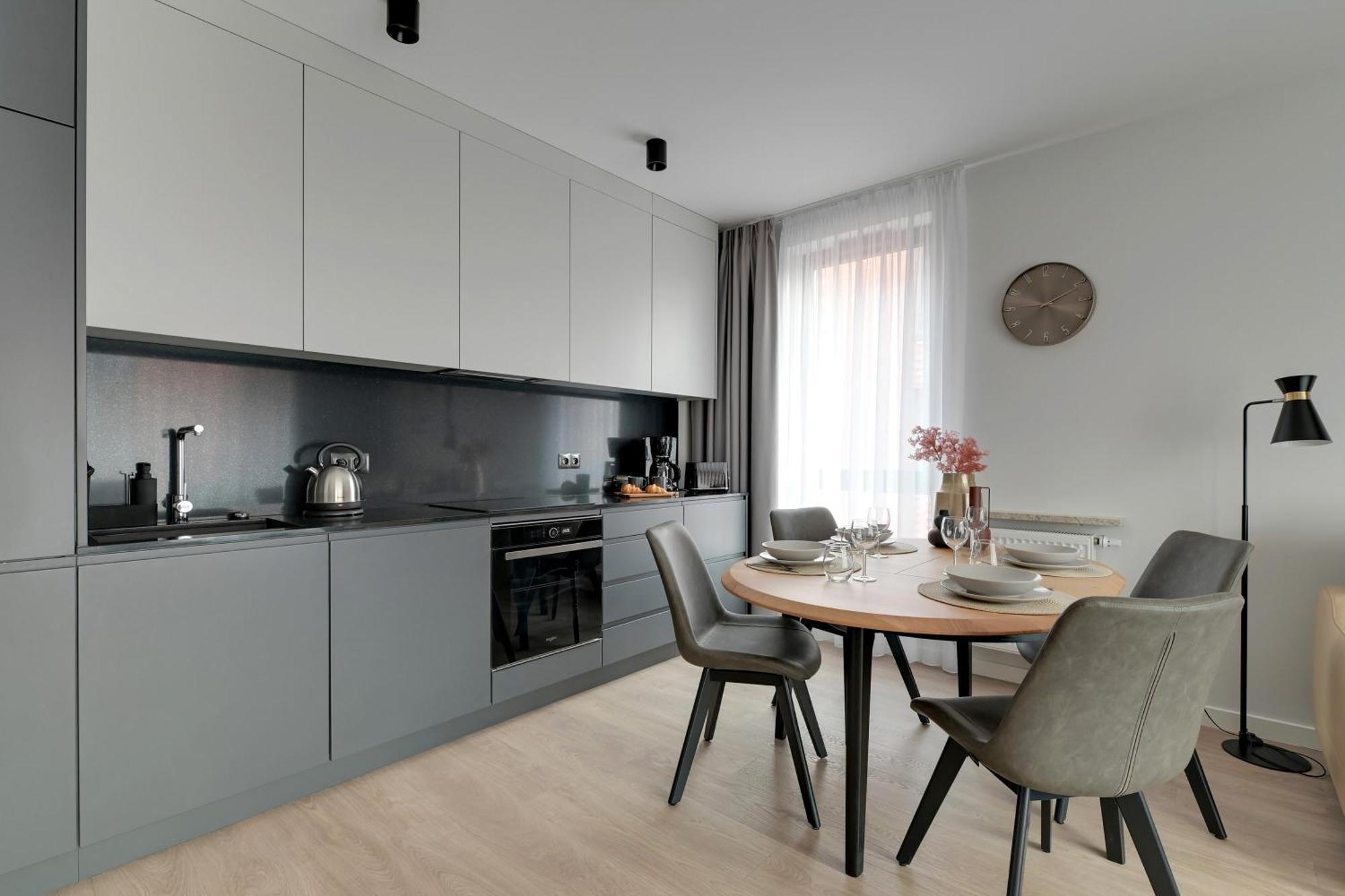 Scala 60H City Center Premium Apartments With Parking By Lion Apartments グダニスク エクステリア 写真