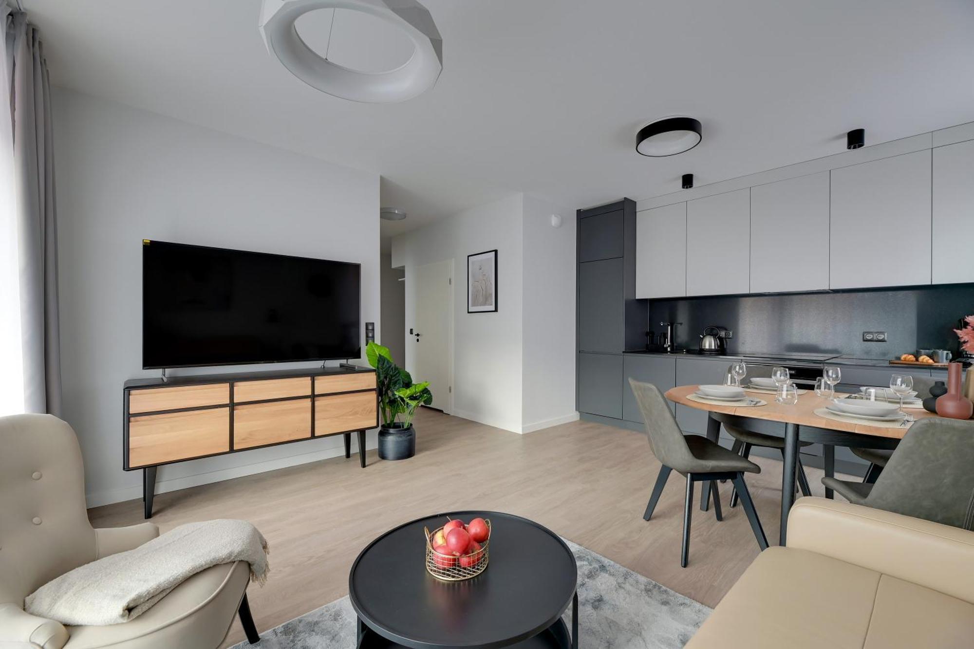 Scala 60H City Center Premium Apartments With Parking By Lion Apartments グダニスク エクステリア 写真